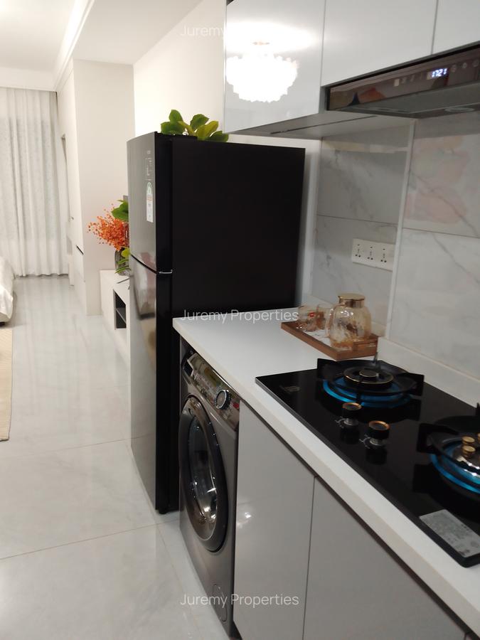 Studio Apartment with Swimming Pool in Kilimani - 3