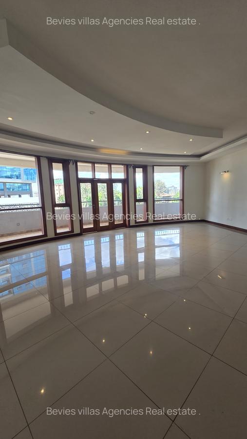 4 Bed Apartment with En Suite at General Mathenge - 1