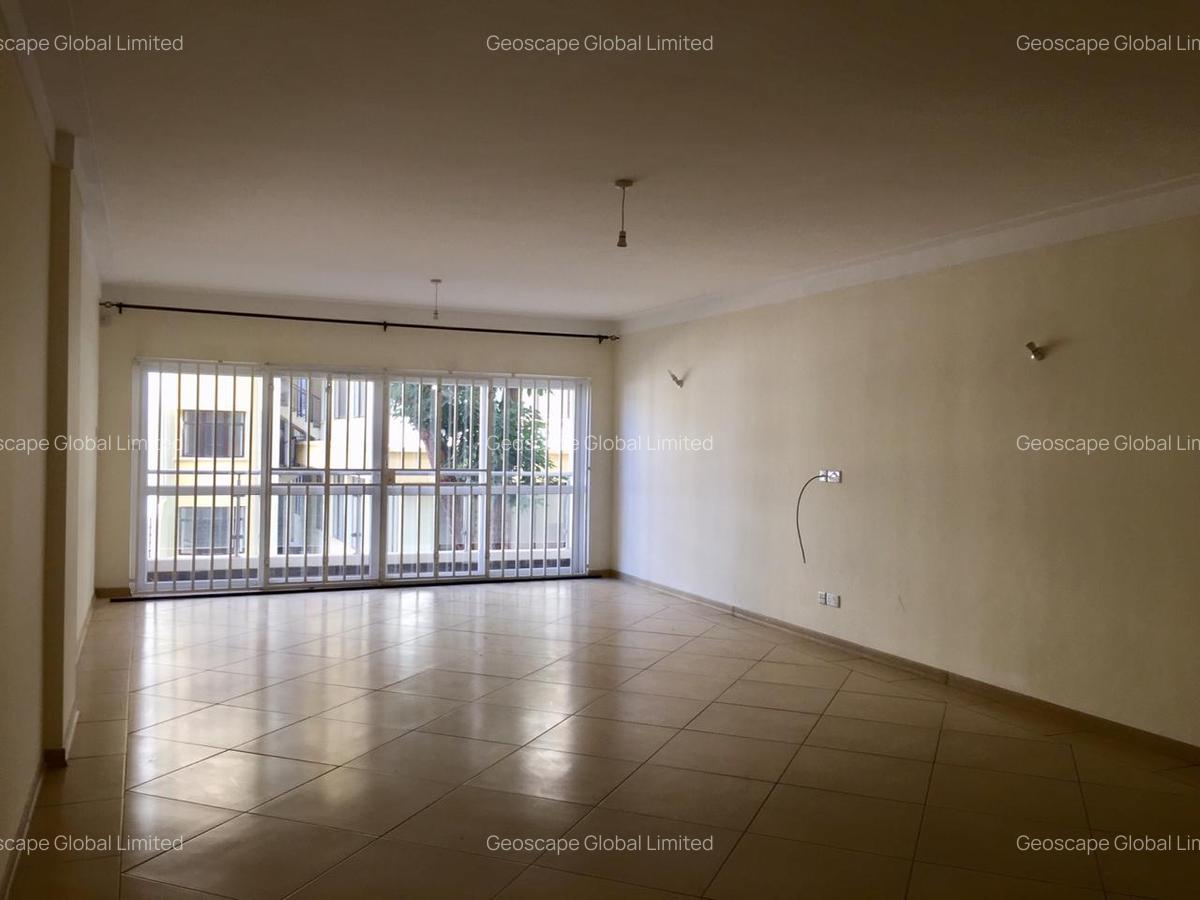 3 Bed Apartment with En Suite in Westlands Area - 9