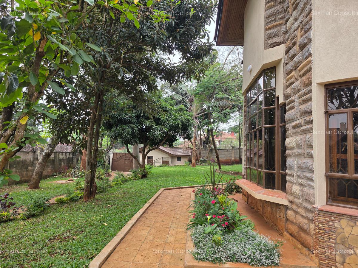 5 Bed House with En Suite in Runda - 6