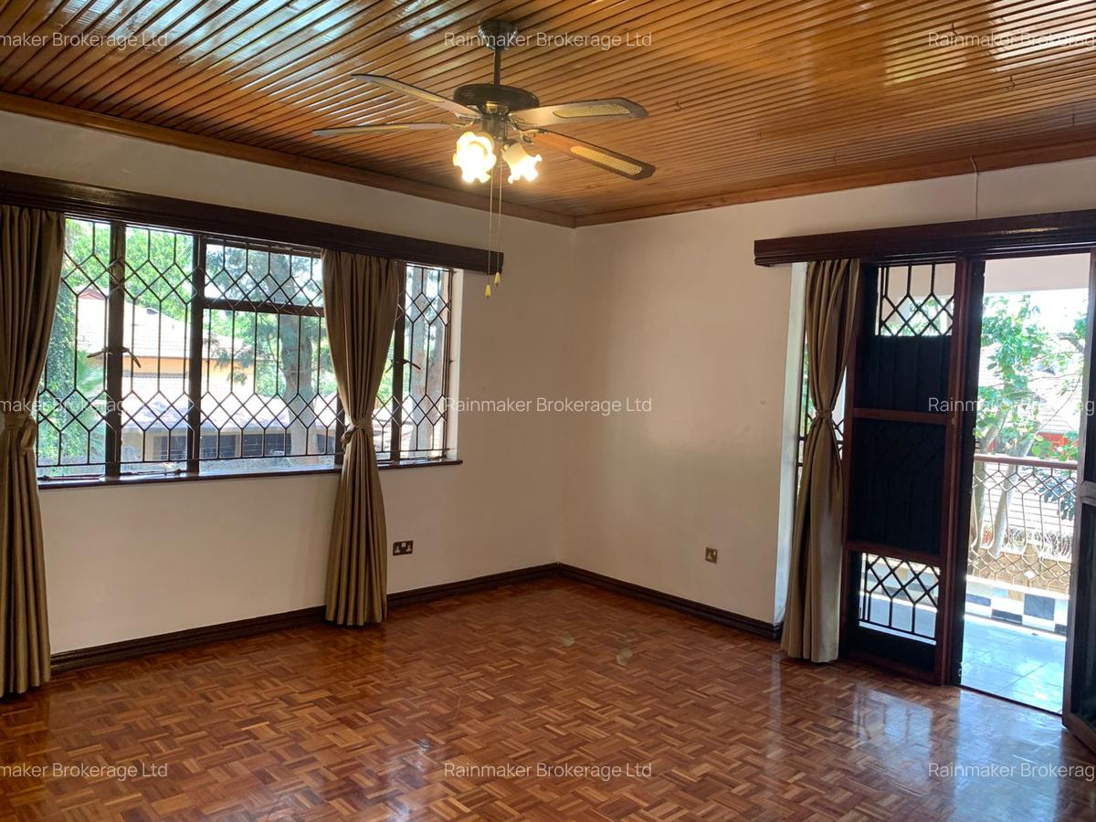 5 Bed Townhouse with En Suite in Runda - 8