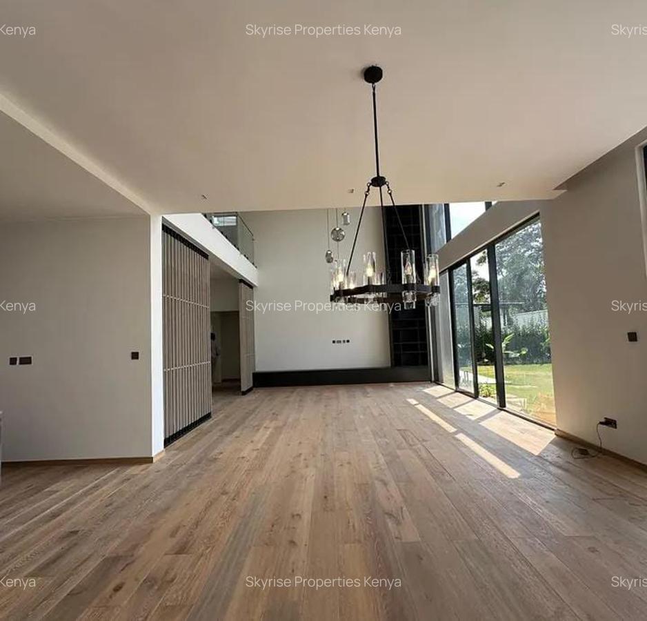 5 Bed Townhouse with En Suite in Runda - 3