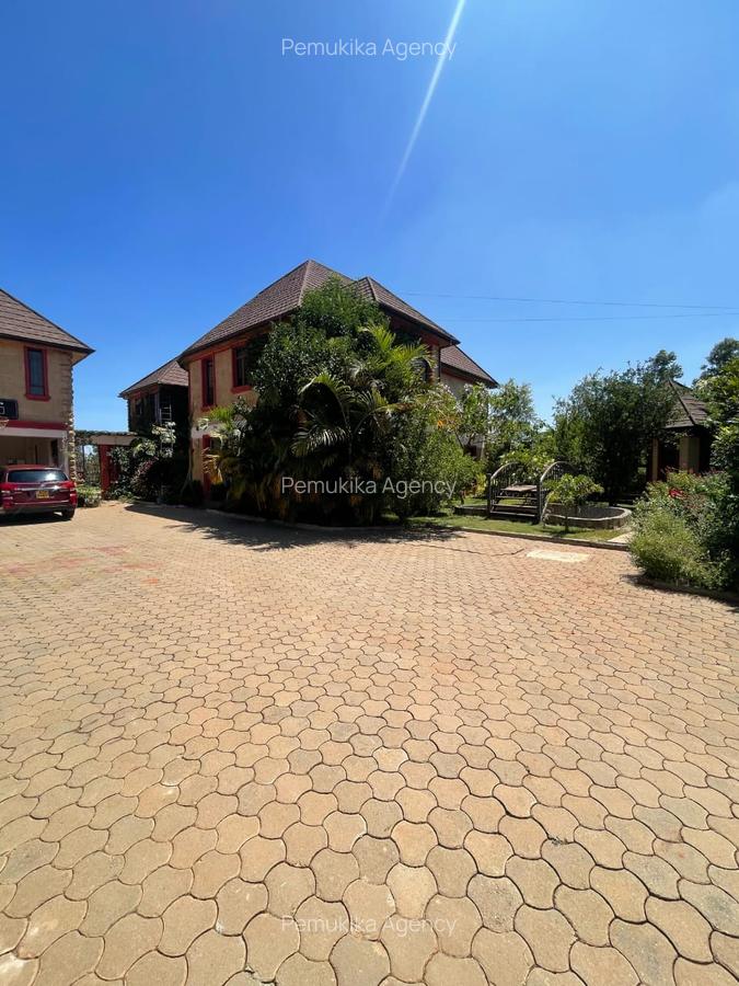 5 Bed Villa at Fair Acres - 10