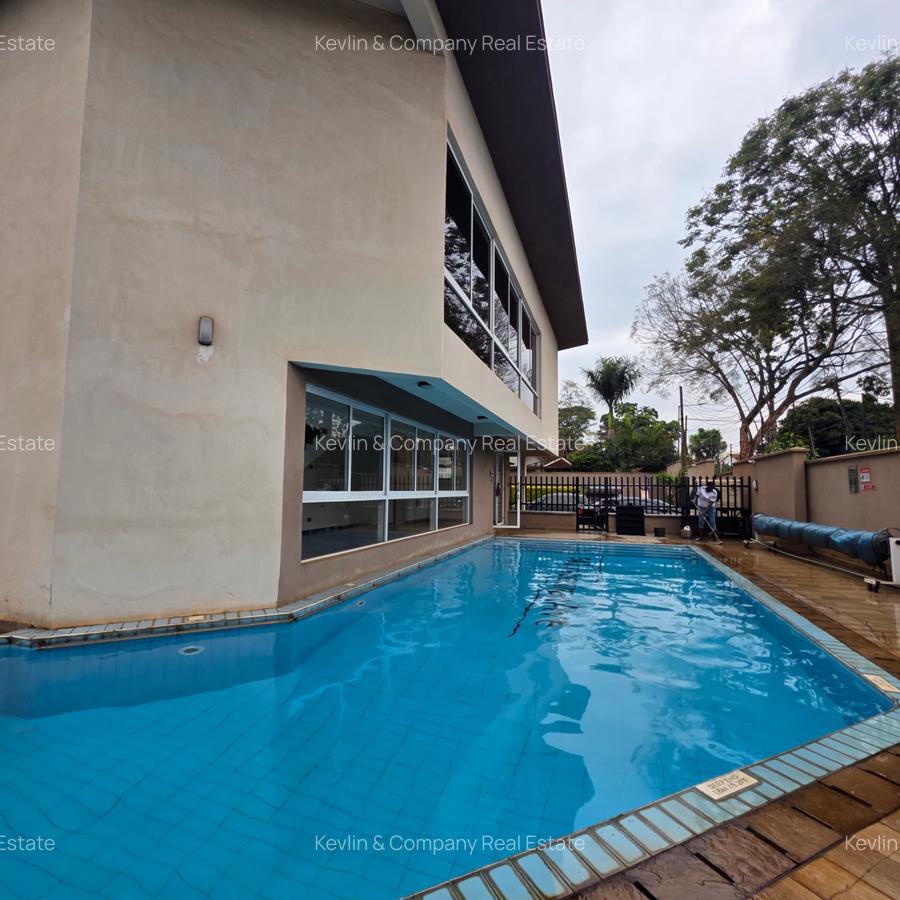 4 Bed Townhouse with En Suite in Lavington - 1