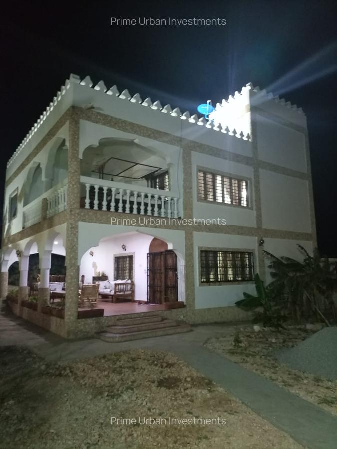 4 Bed House with En Suite at Watamu - Behind Watamu Mall - 6