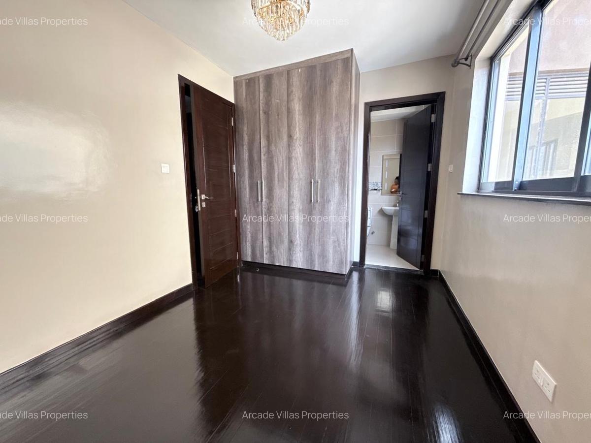 4 Bed Apartment with En Suite in Lavington - 15