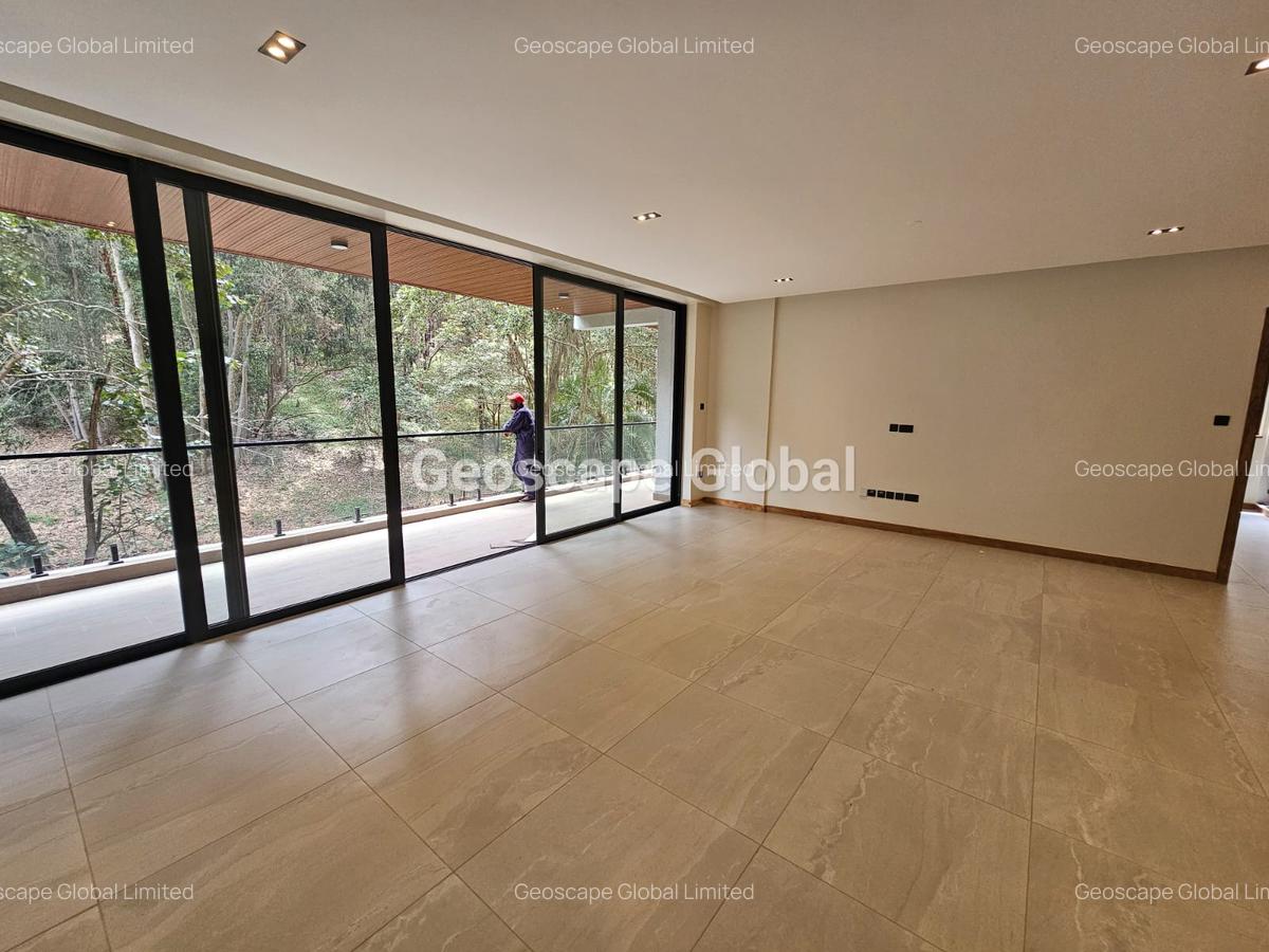 4 Bed Apartment with En Suite in Westlands Area - 14