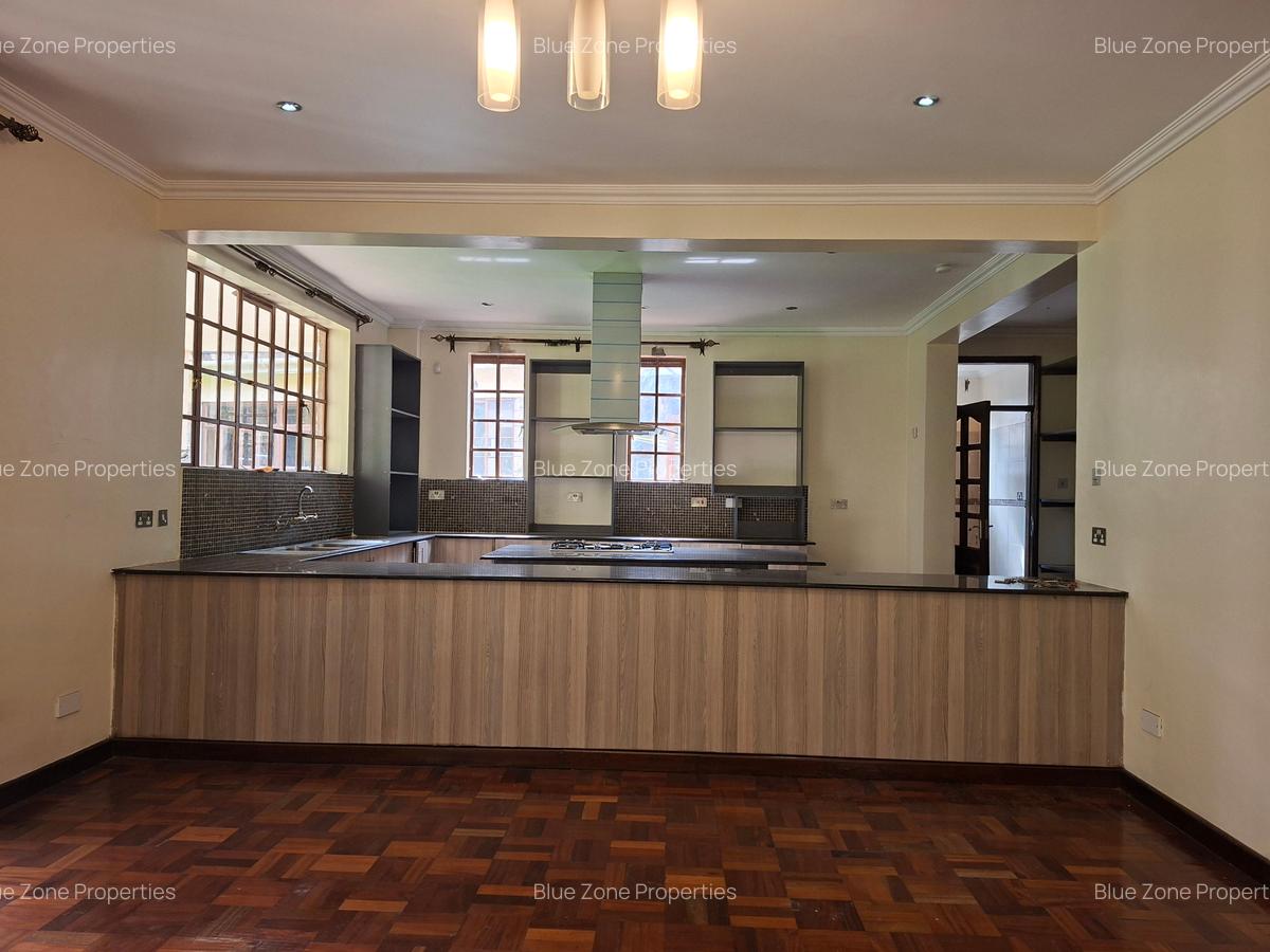 4 Bed Townhouse with En Suite at Rosslyn Lone Tree Estate Rd - 7