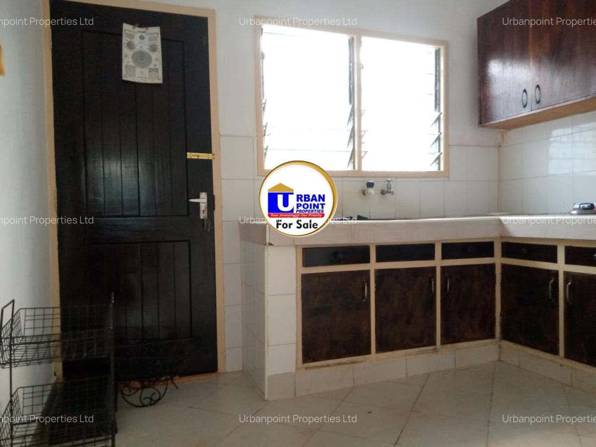 2 Bed House with En Suite at Mtamboni - 10