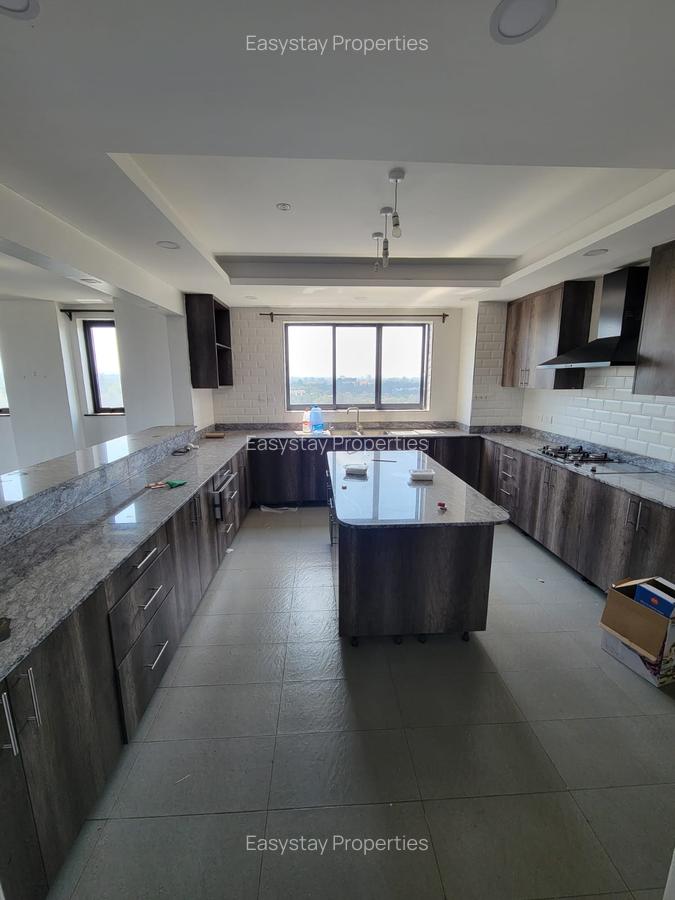 4 Bed Apartment with En Suite in Lavington - 2