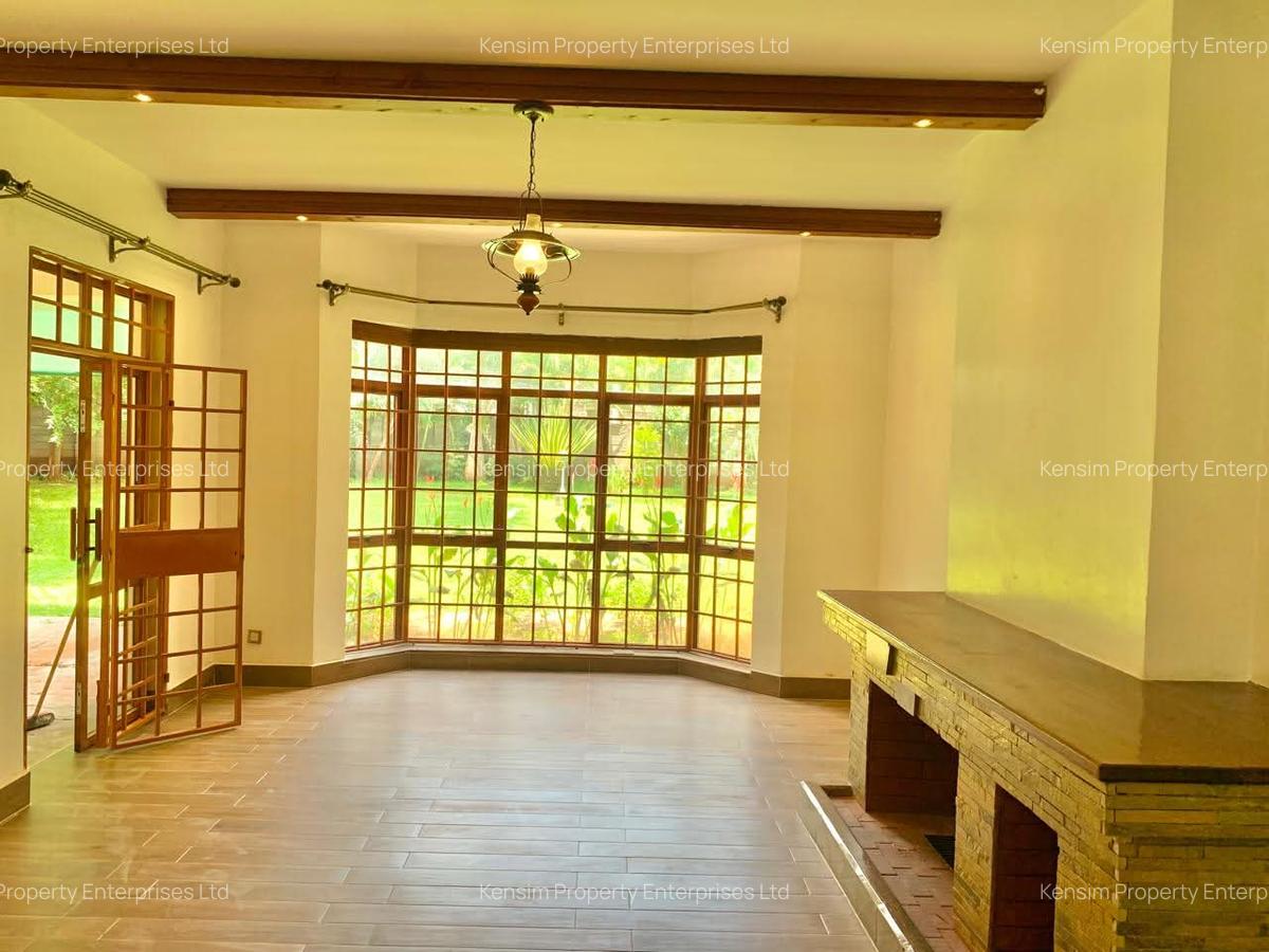 5 Bed Townhouse with En Suite in Runda - 11