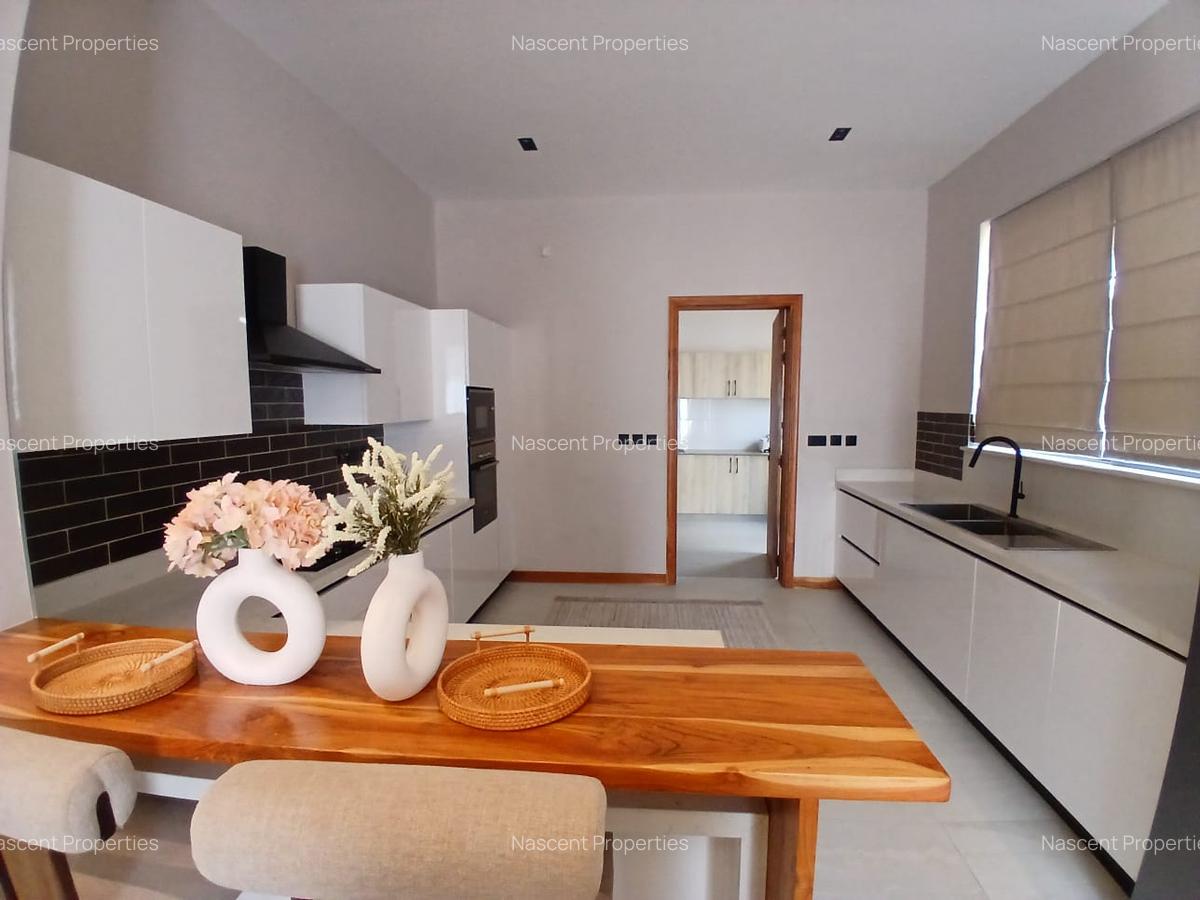 4 Bed Villa with En Suite in Loresho - 20