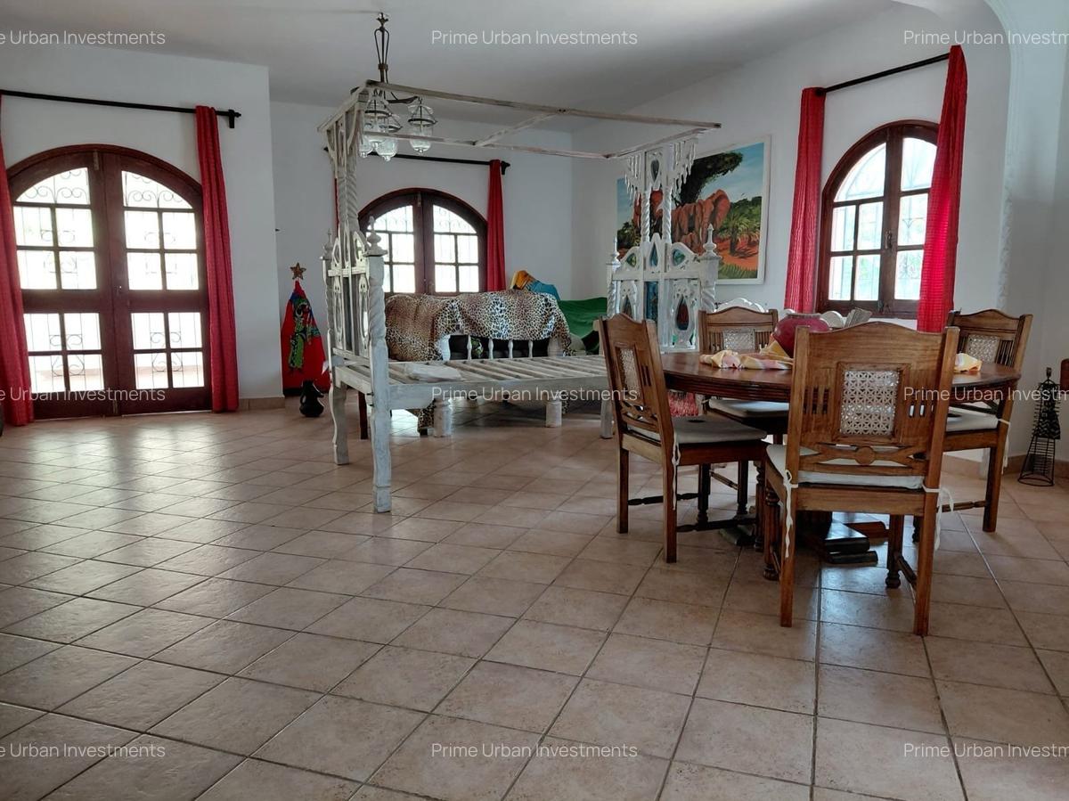 4 Bed House with En Suite at Watamu Beach - 6