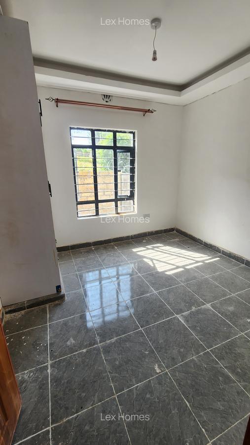 4 Bed House with En Suite at Kahuho - 16