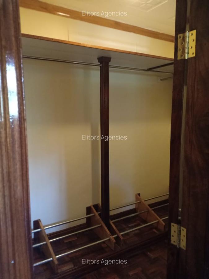 5 Bed Townhouse with En Suite at New Kitisuru Estate - 16