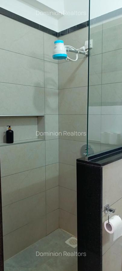 2 Bed Apartment with En Suite at Riverside Drive - 10