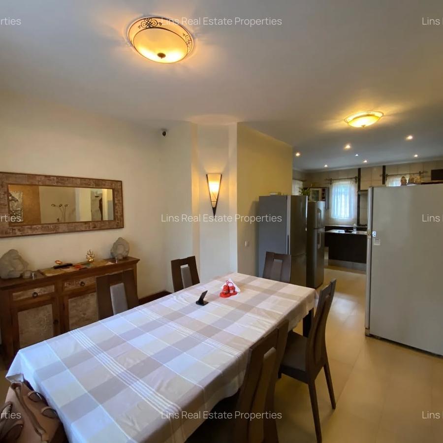 4 Bed Townhouse with En Suite in Westlands Area - 4