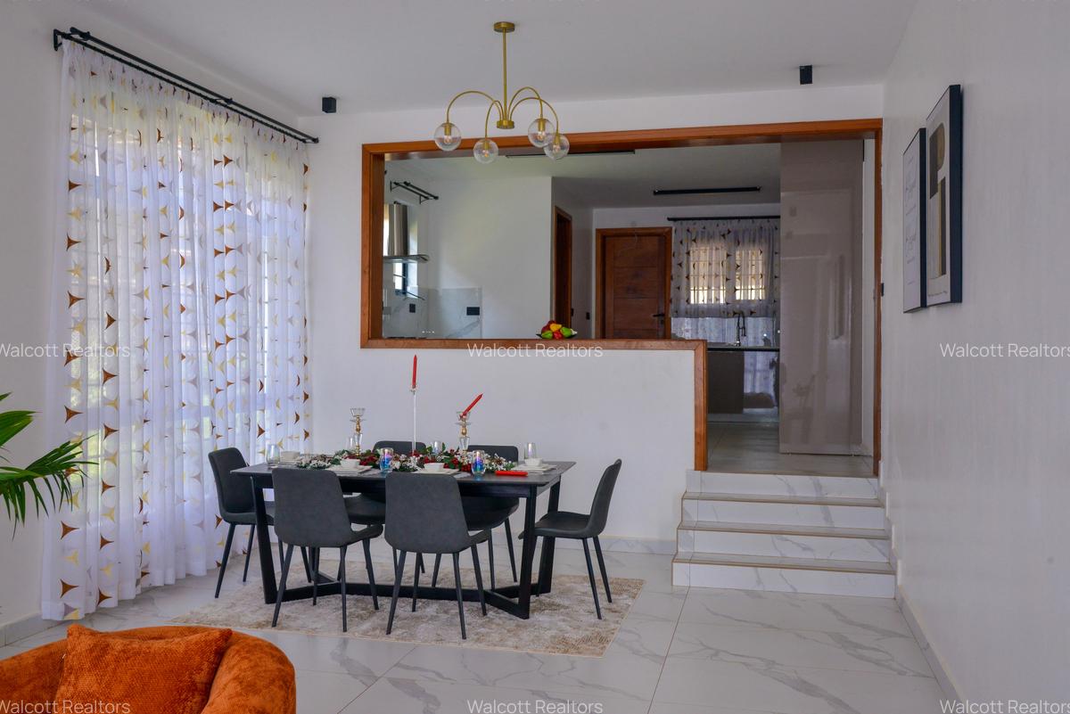 4 Bed Villa with En Suite at Muhuri Road - 5