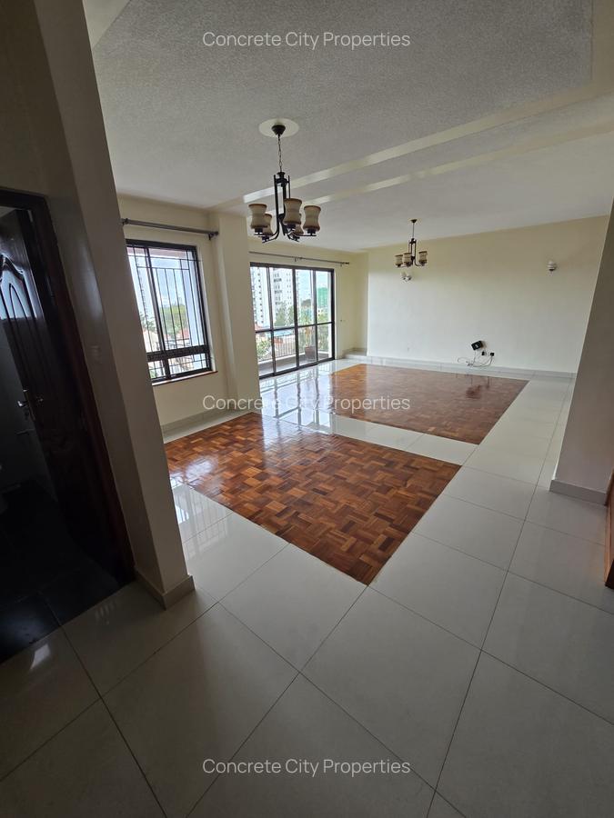 3 Bed Apartment at Rose Avenue - 1