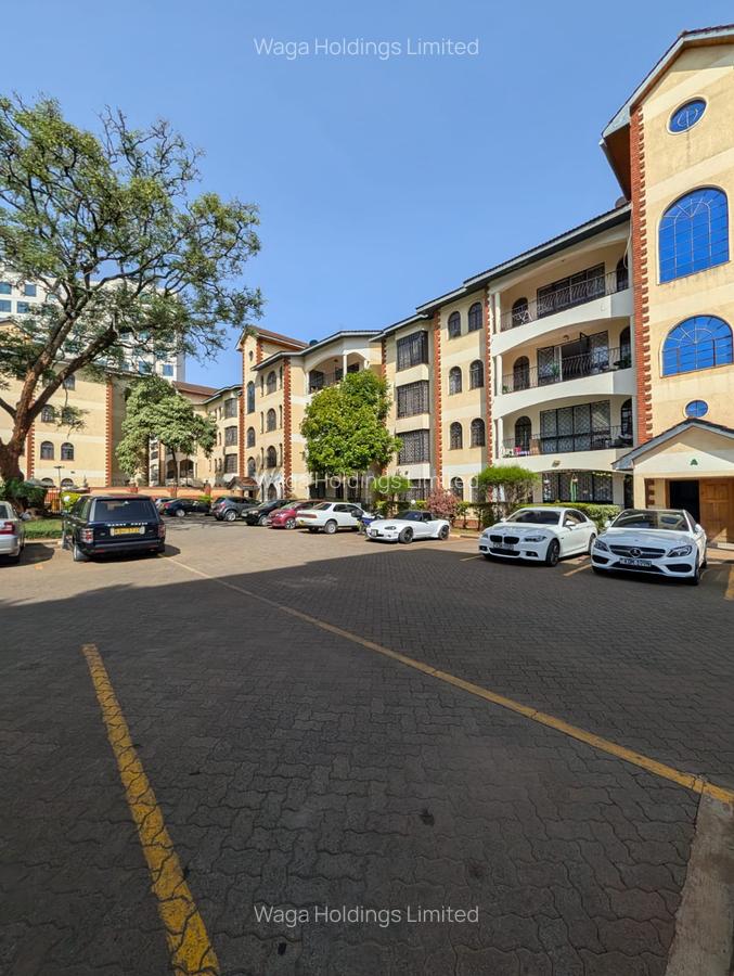 3 Bed Apartment with En Suite in Kilimani - 6