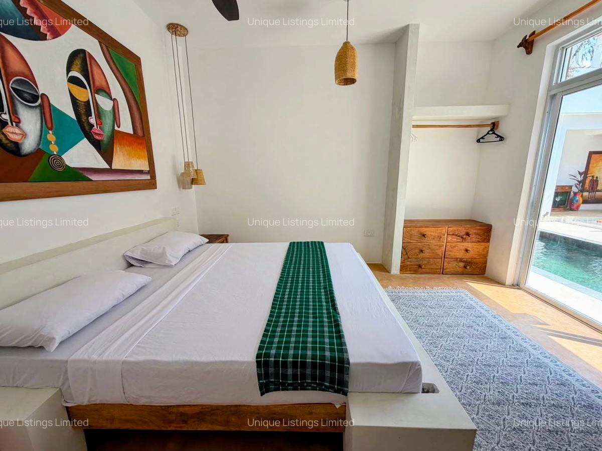 3 Bed Villa with En Suite in Watamu - 4