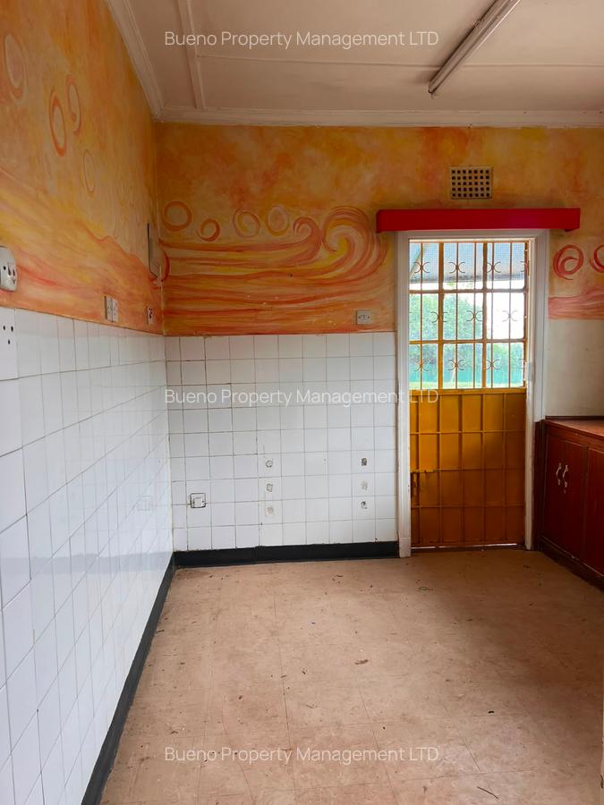 5 Bed House in Lavington - 5