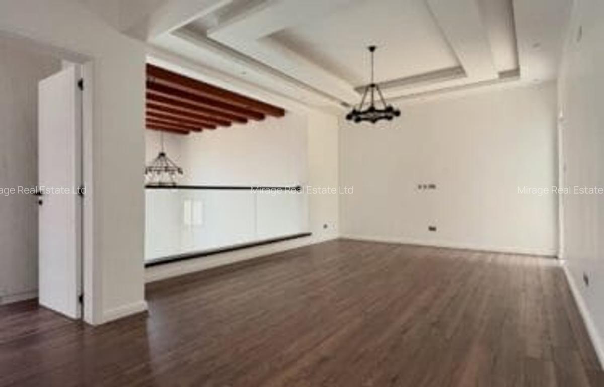 5 Bed Villa with En Suite in Lavington - 10
