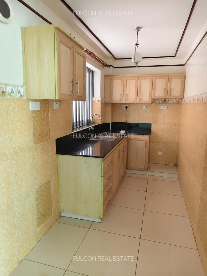 1 Bed Apartment with Gym in Westlands Area - 11