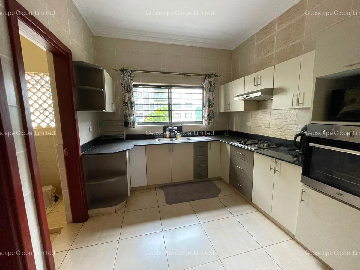 3 Bed Apartment with En Suite in Westlands Area - 3