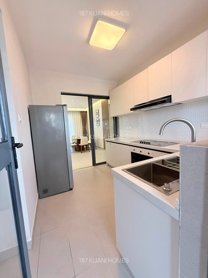 Serviced 2 Bed Apartment with En Suite at Windsor - 14