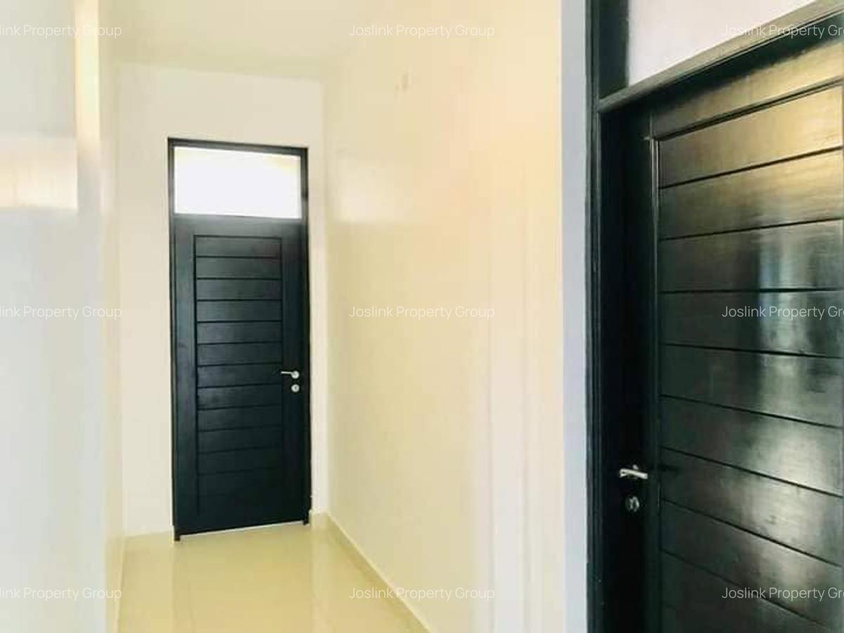 3 Bed Apartment with En Suite in Nyali Area - 17