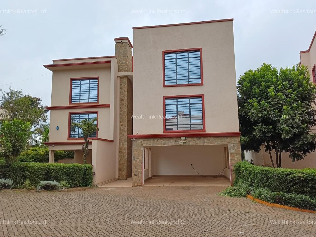 4 Bed Townhouse with En Suite at Runda Palm - 3