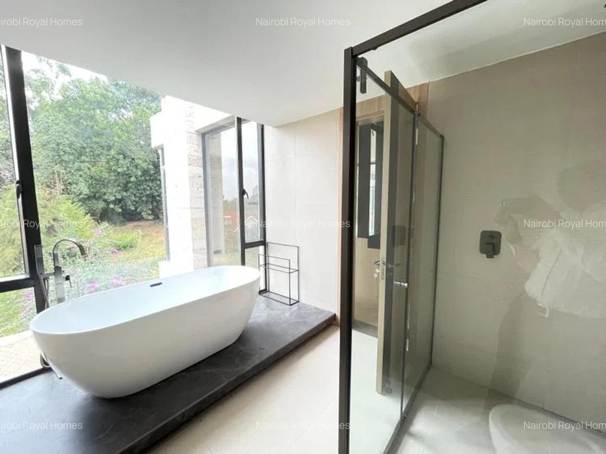 5 Bed Townhouse with En Suite at Mzima Springs - 5