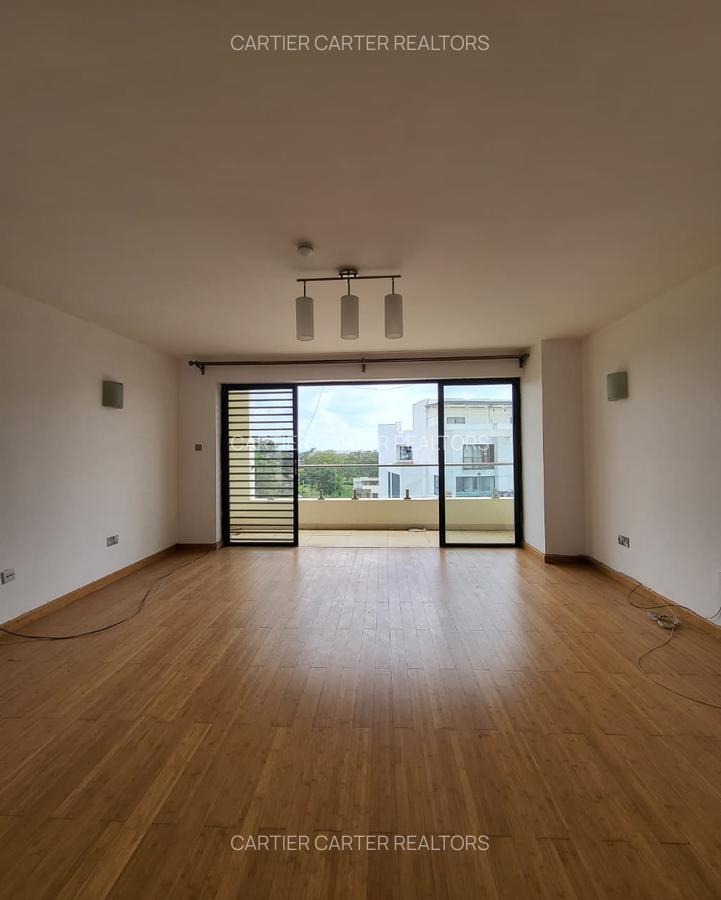 Serviced 2 Bed Apartment with En Suite in Garden Estate - 1