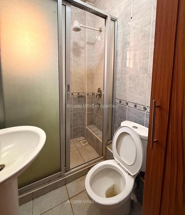 2 Bed Apartment with En Suite in Lavington - 4