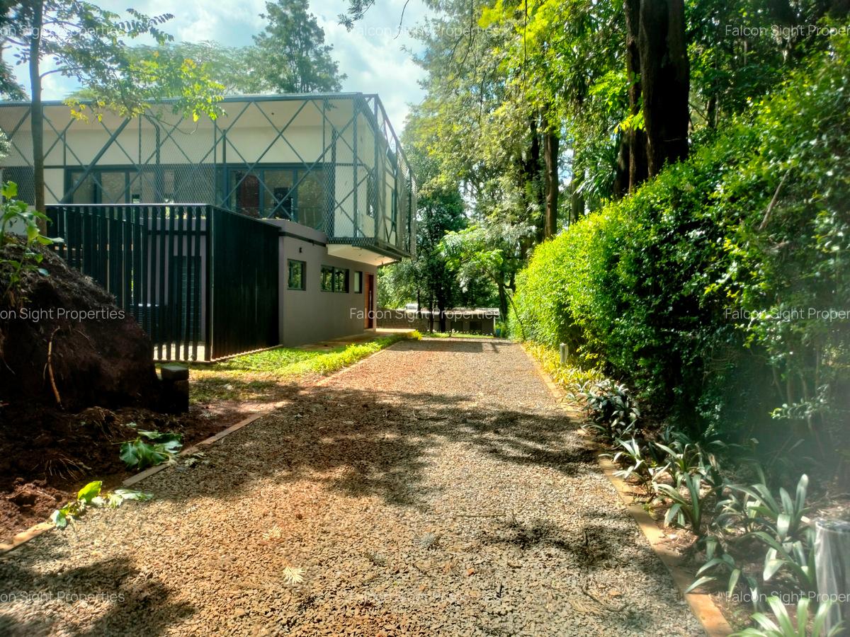 4 Bed Townhouse with Garden at Easy Access To Peponi Road And Few Minutes Drive To Gigiri Un Headquarters - 7