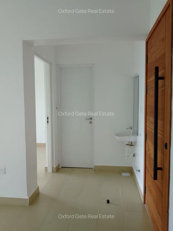 1 Bed Apartment with En Suite at Kirawa Road - 8