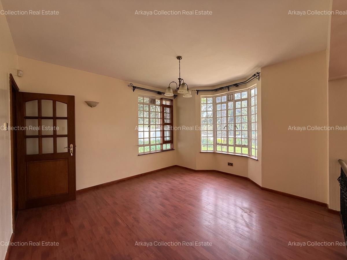 5 Bed House with En Suite in Runda - 5