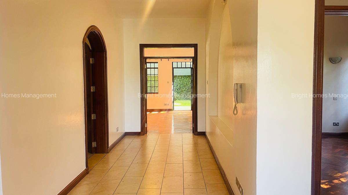 5 Bed Townhouse with En Suite in Lavington - 5