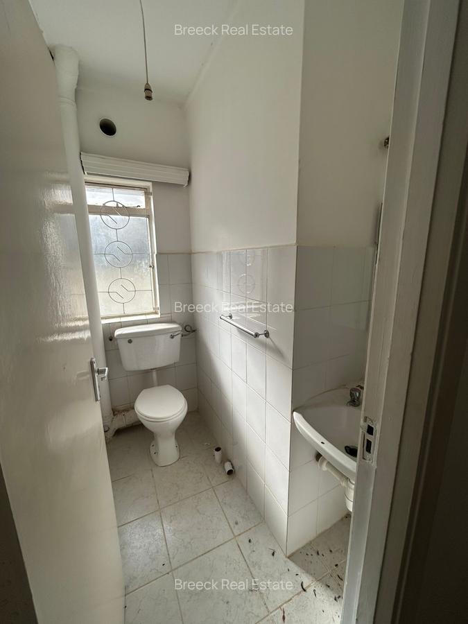 3 Bed Townhouse with Garden in Kileleshwa - 2