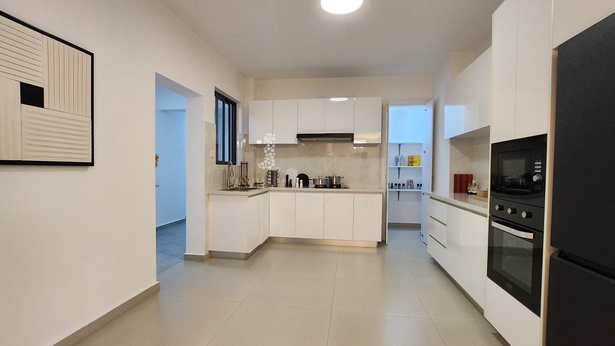 3 Bed Apartment with En Suite in Kilimani - 5