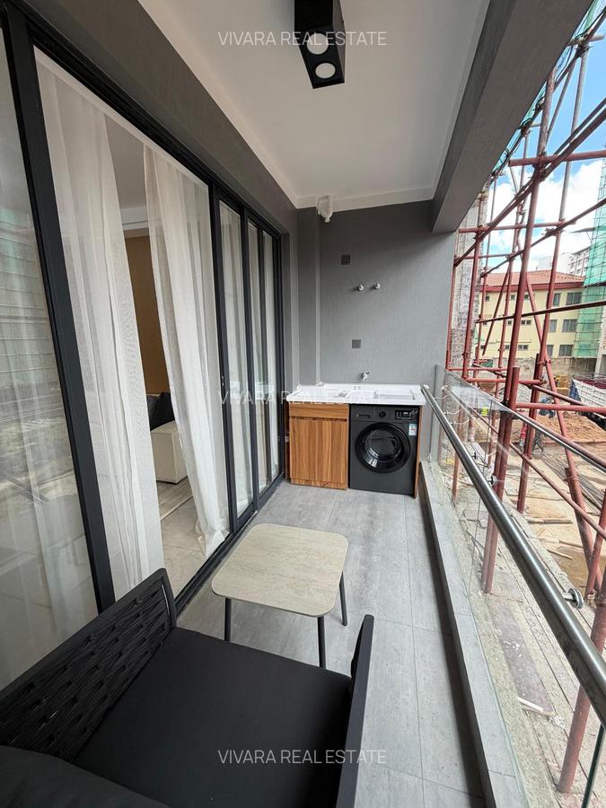 2 Bed Apartment with En Suite in Westlands Area - 2