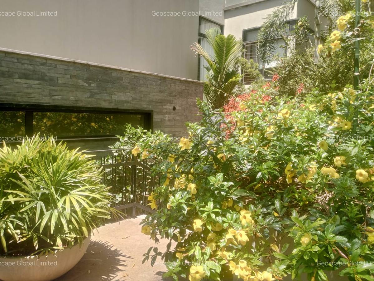 Furnished 2 Bed Apartment with En Suite in Gigiri - 11