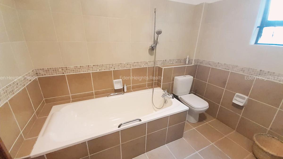 Furnished 3 Bed Apartment with En Suite at Dennis Pritt - 14