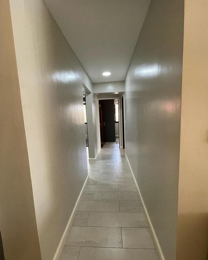 4 Bed Apartment with En Suite in Kilimani - 11