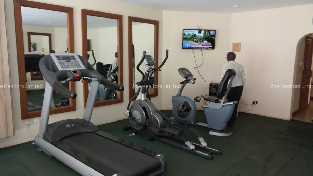 3 Bed Apartment with En Suite at 2Nd Parklands Avenue Nairobi - 6