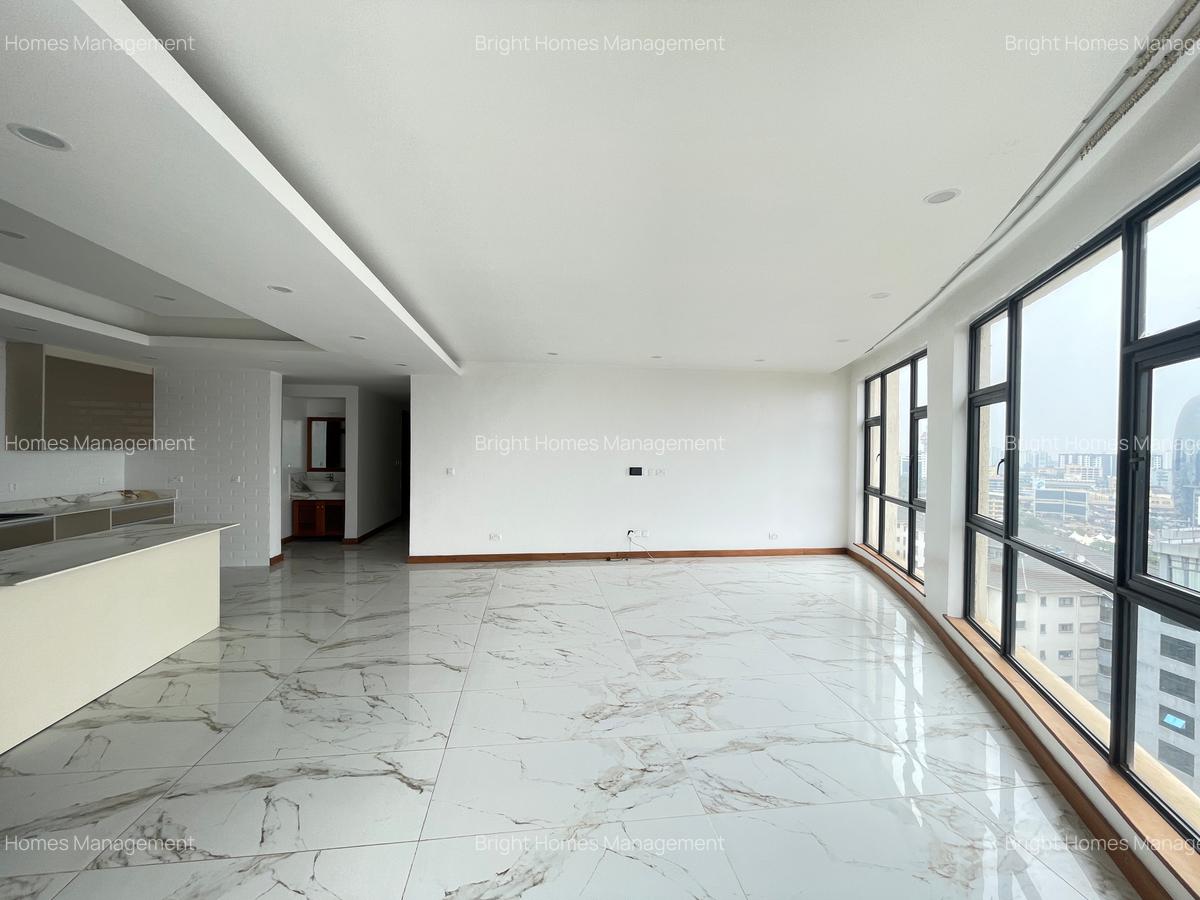 Furnished 4 Bed Apartment with En Suite in Westlands Area - 12