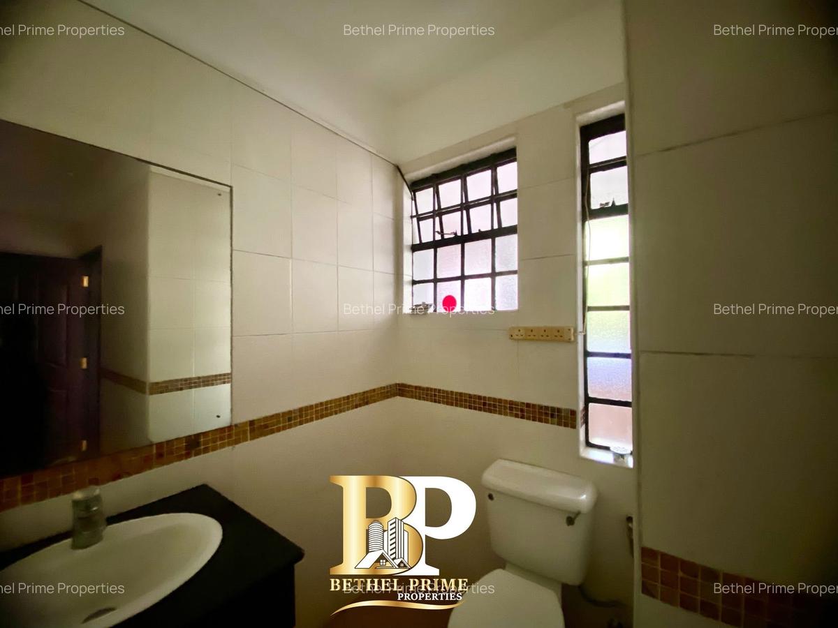3 Bed Apartment with En Suite in General Mathenge - 8