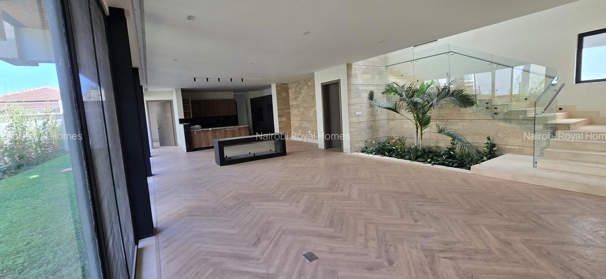 5 Bed Townhouse with En Suite at Grovelia Grove - 6