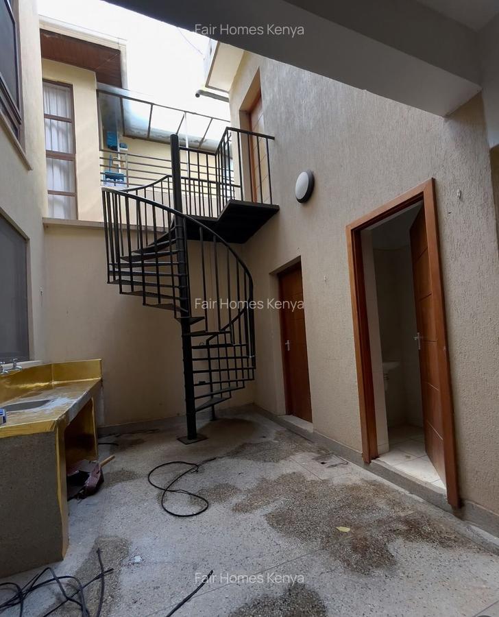 5 Bed Townhouse with En Suite at Njumbi Lane - 7